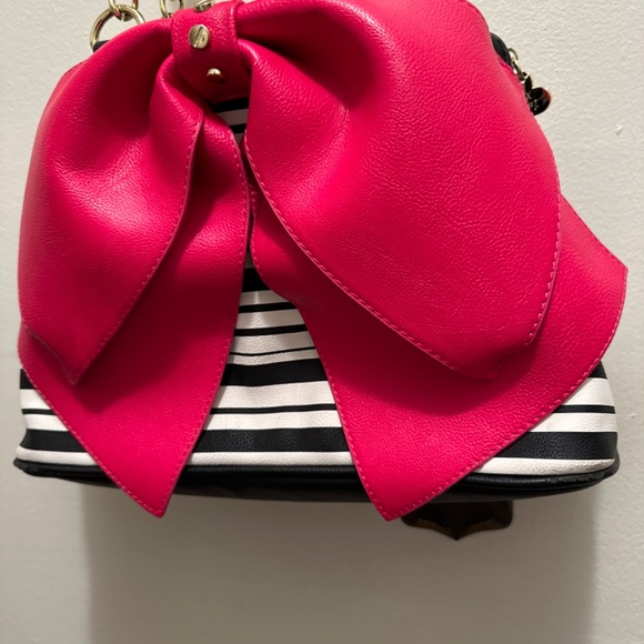 Betsy Johnson vintage vgc bow purse - Picture 3 of 13